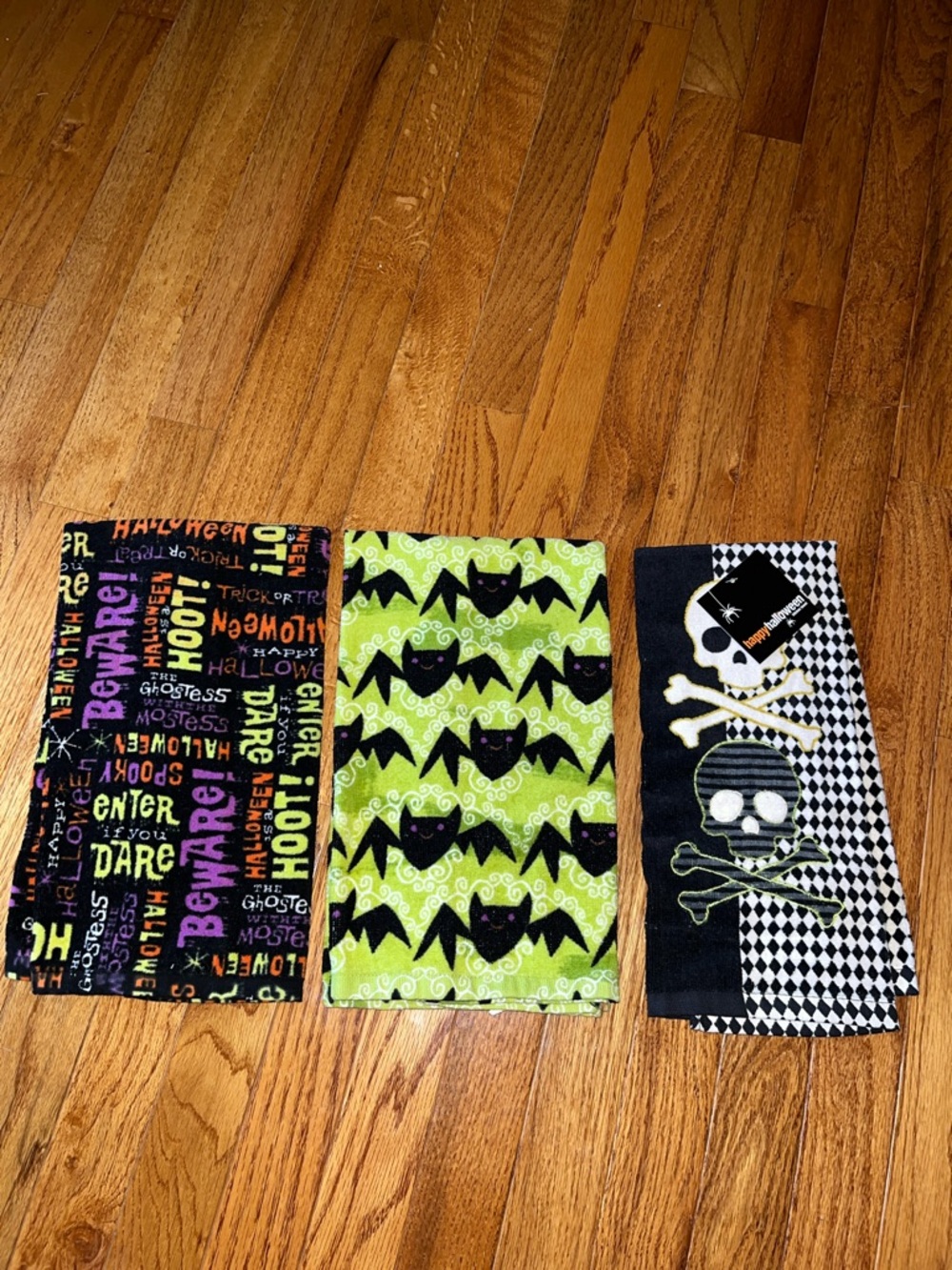 Kohl's Halloween Tea Towels Set - Black, Lime Green, Orange, White